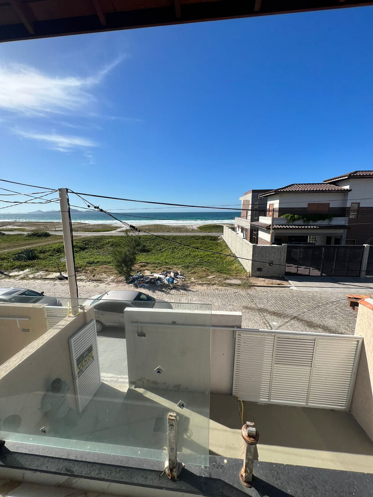 Duplex com 4 quartos sendo 2 suítes à venda no Foguete em Cabo Frio